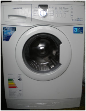 Внешний вид стиральной машины Samsung WF0400N2N
